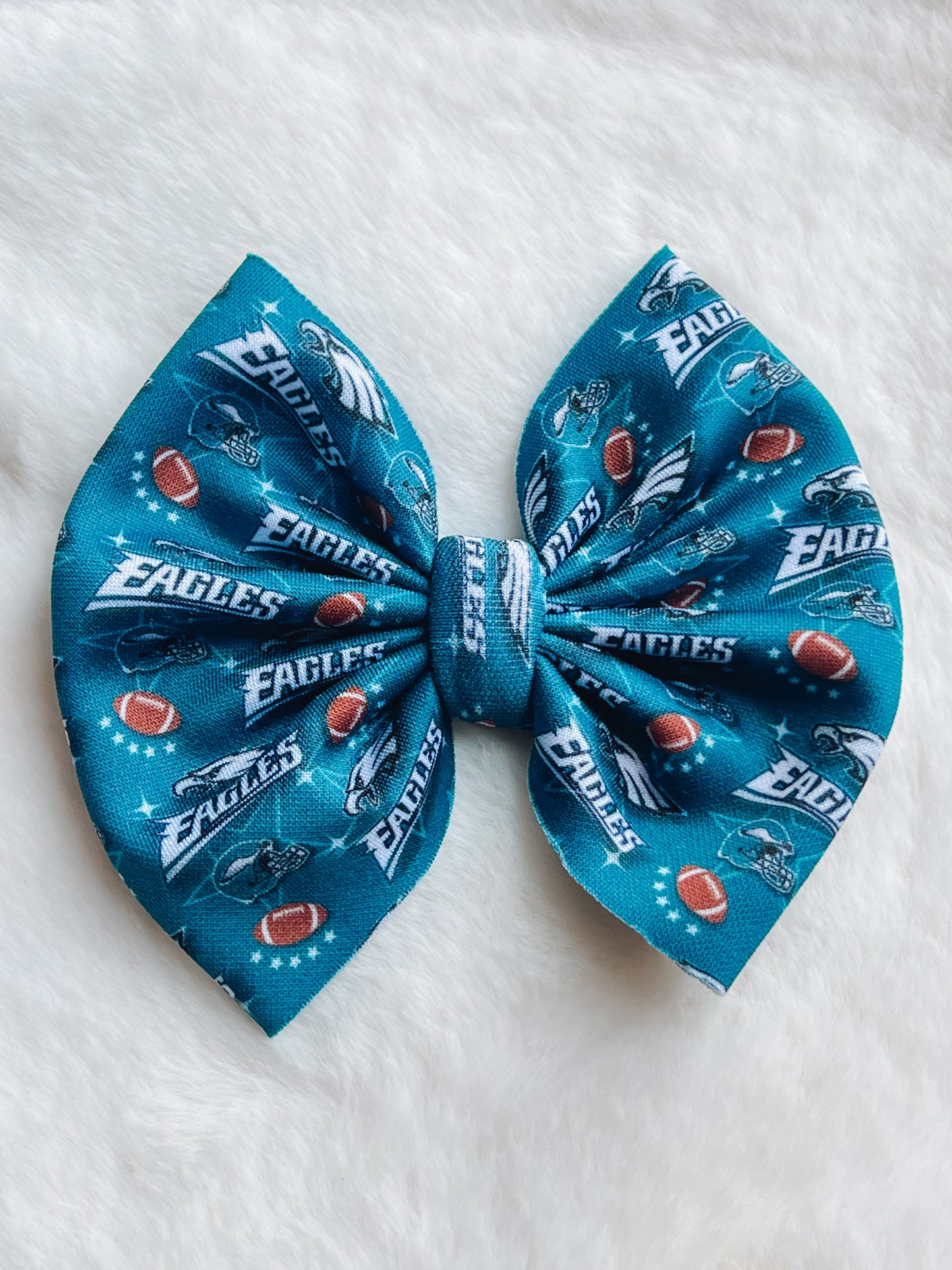 Eagles bow  *RTS*