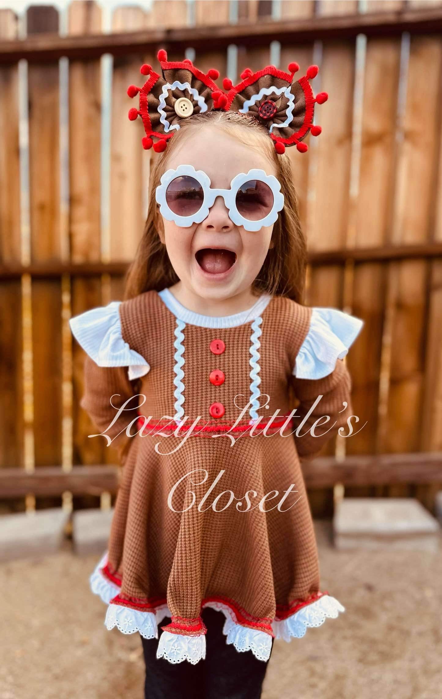 GingerSnap *gingerbread center is an add on*