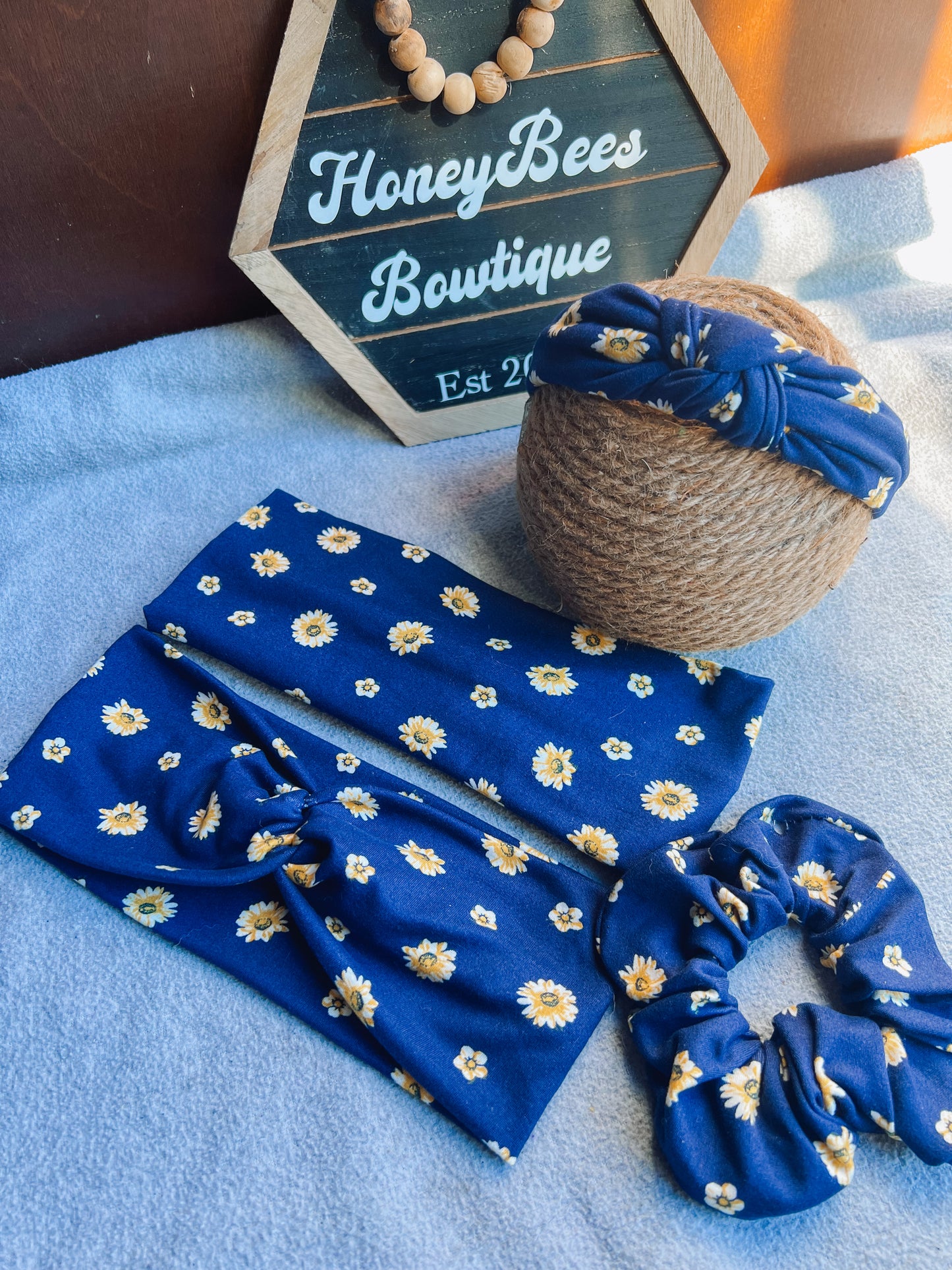 Blue floral twistwrap/knitted headband/scrunchie