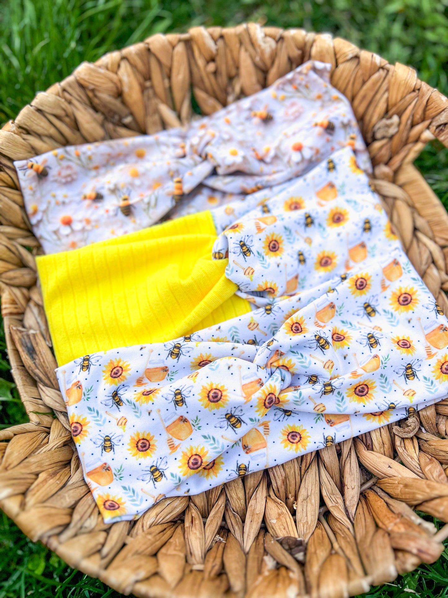 3D Bee & Daisys Twistwrap/Knotted/ Scrunchie