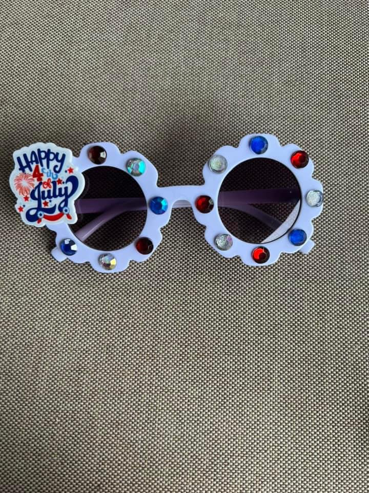 White forth of july Sunnies *RTS*