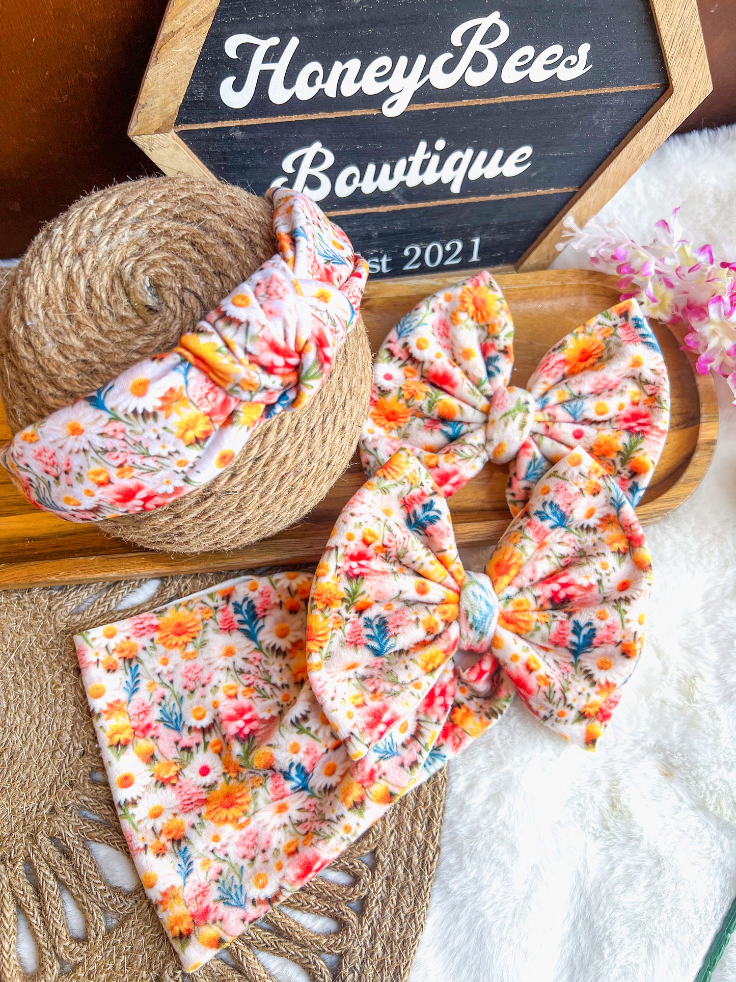 White/yellow  Floral