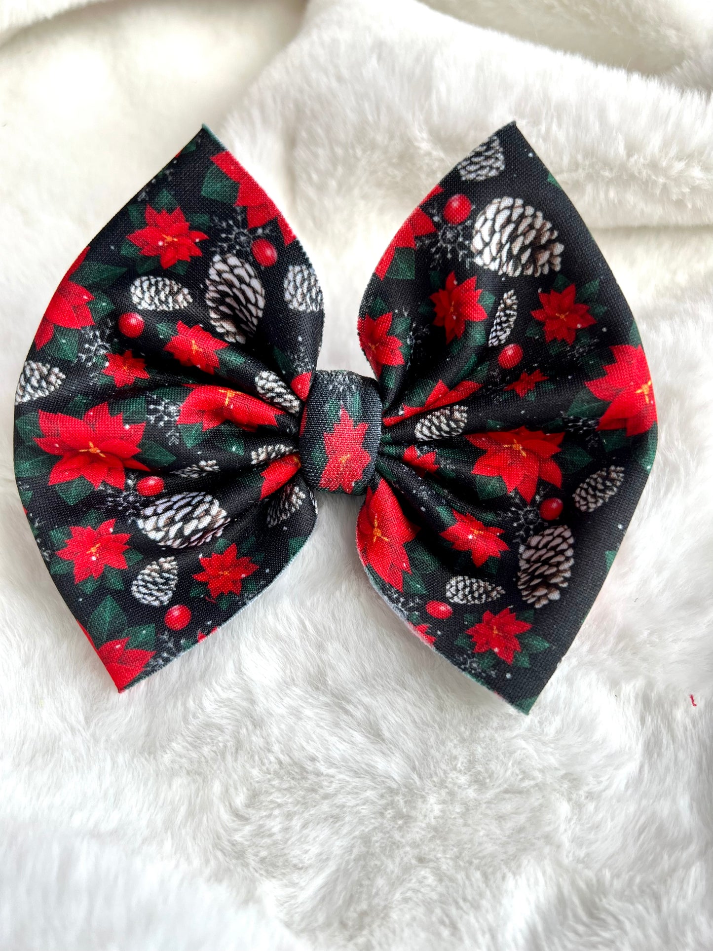 Christmas pinecone floral