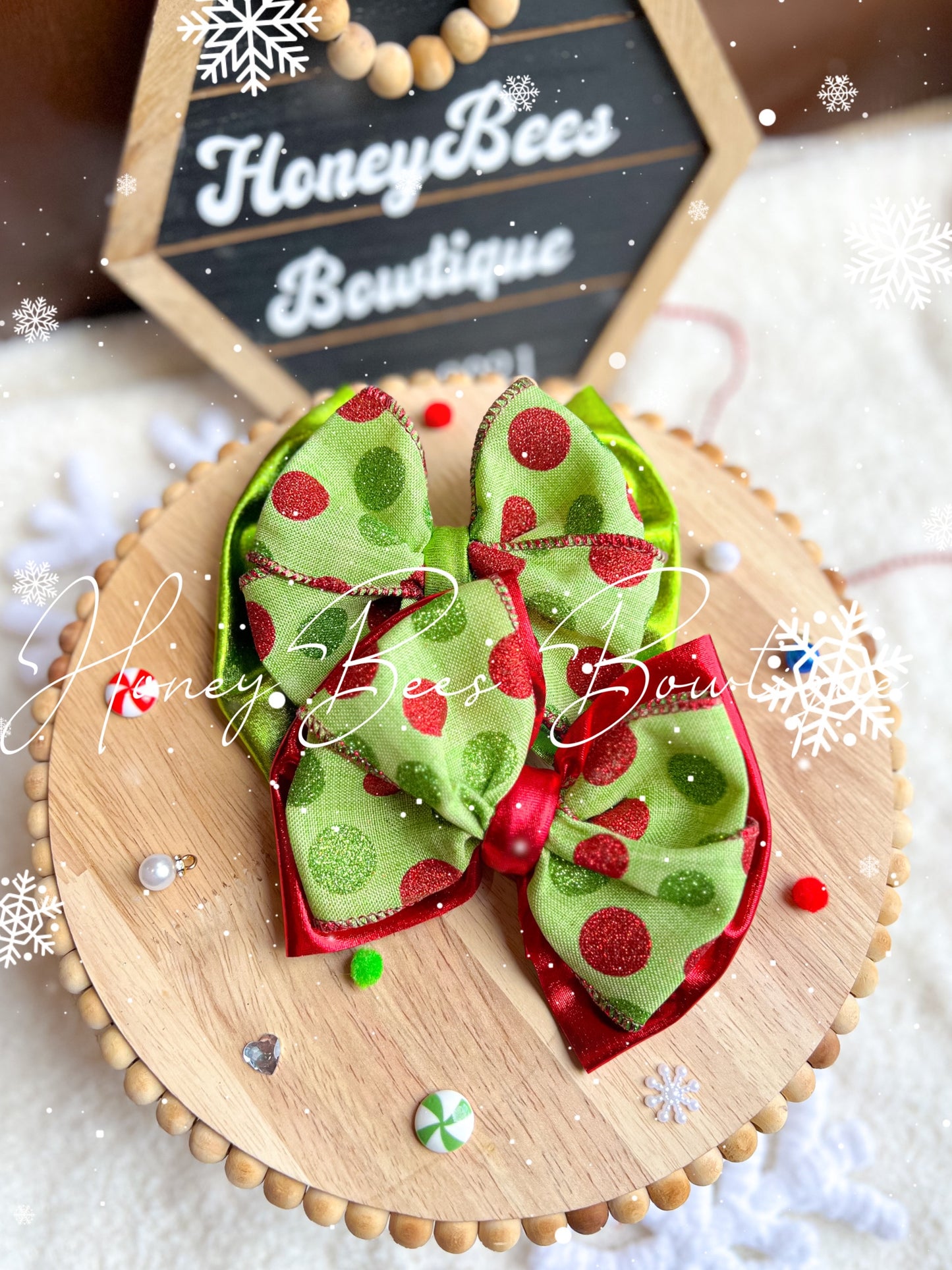 Grinchy double bow