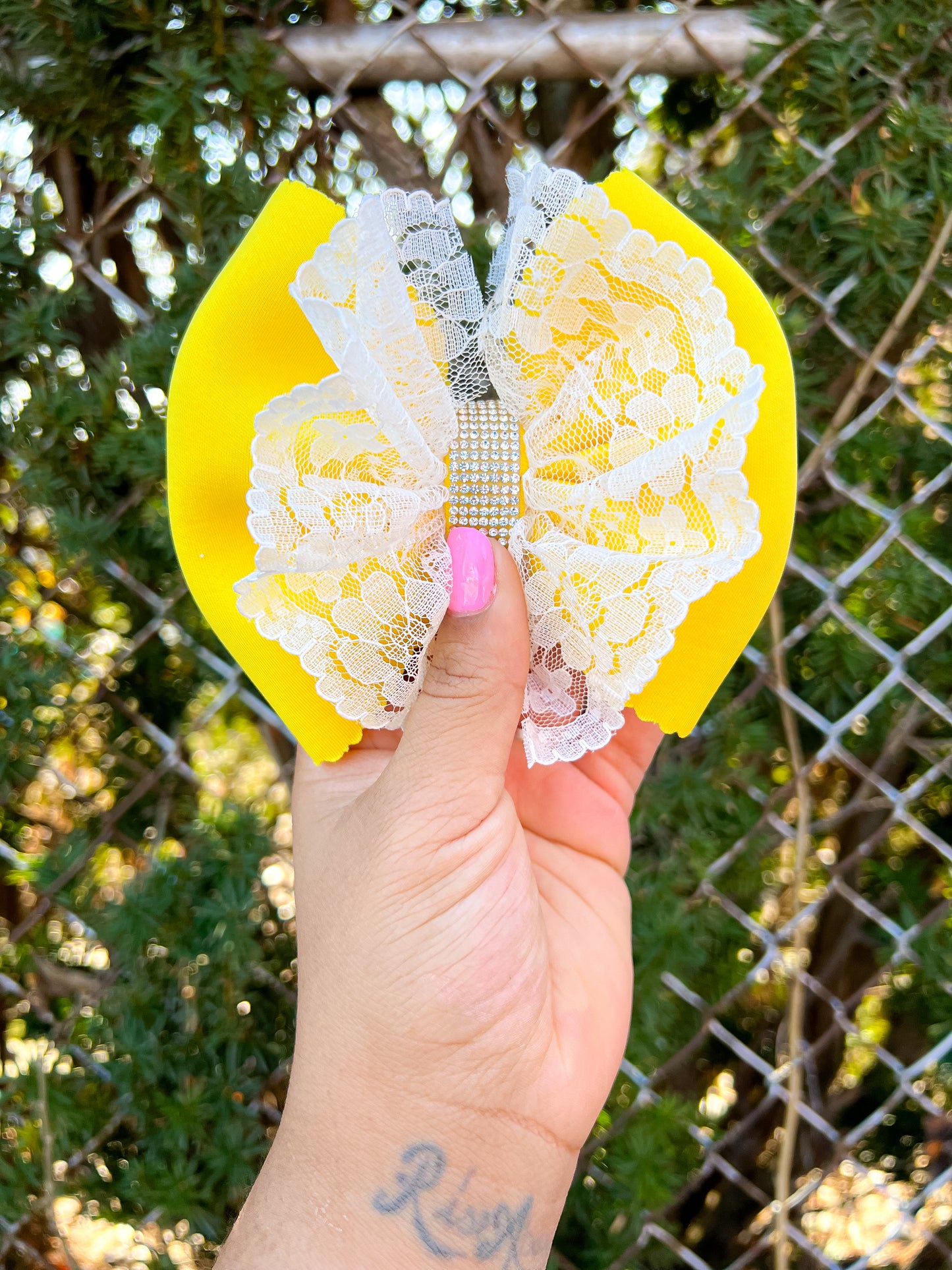 Yellow Scalloped scuba