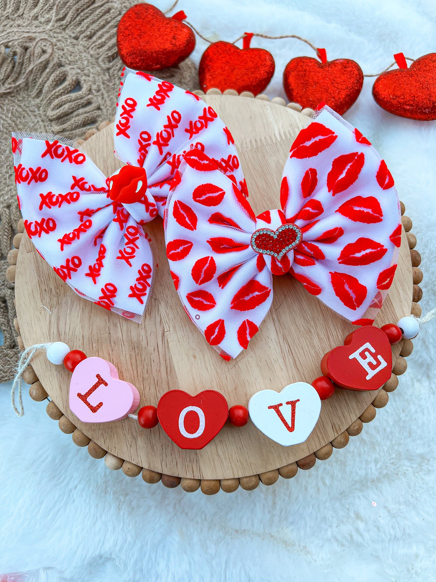 Xoxo or Lips Puff Bows