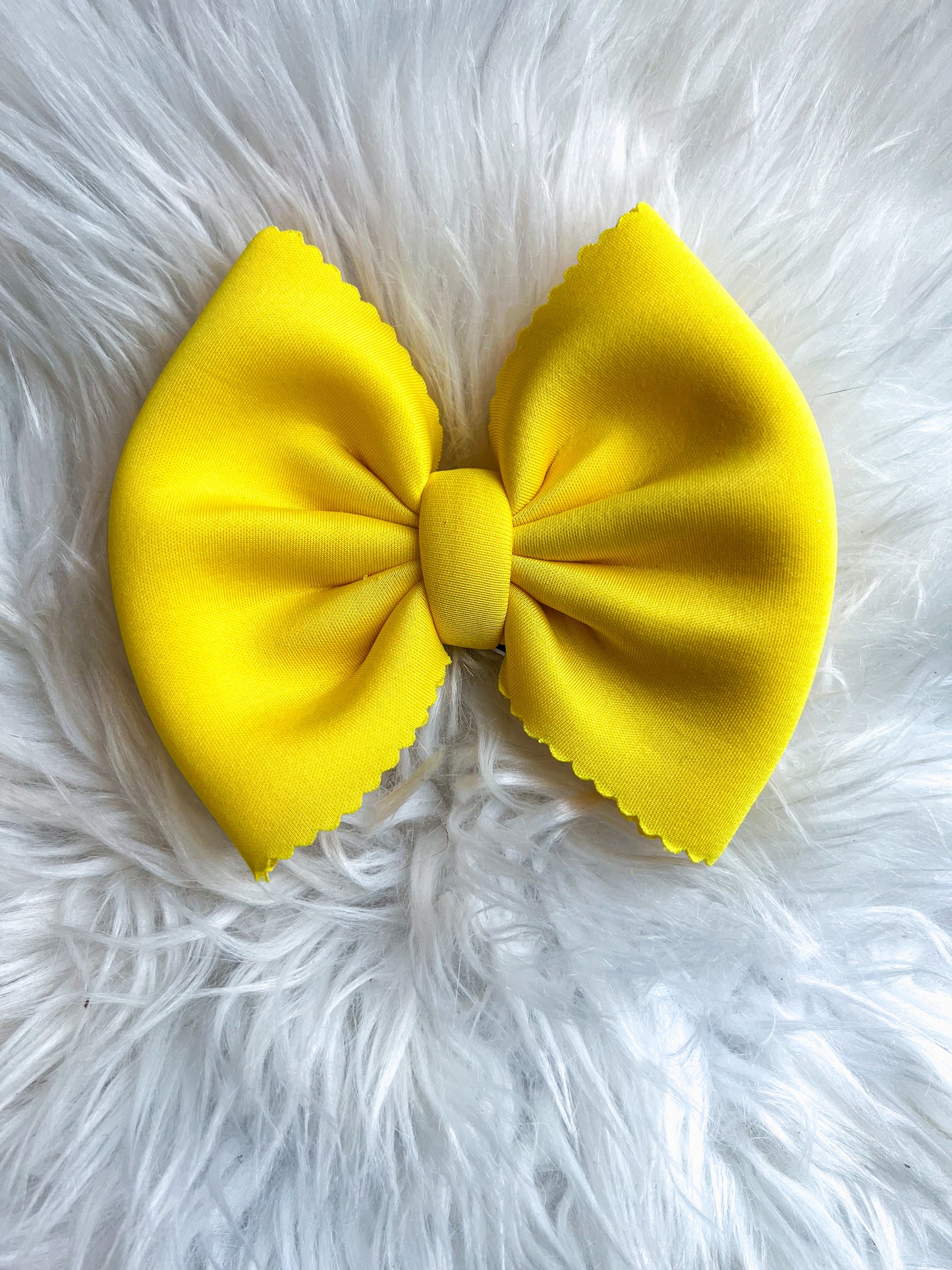 Yellow Scalloped scuba