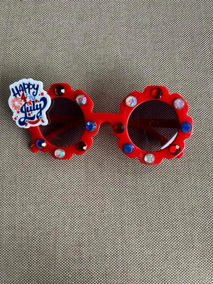 Red of july Sunnies *RTS*