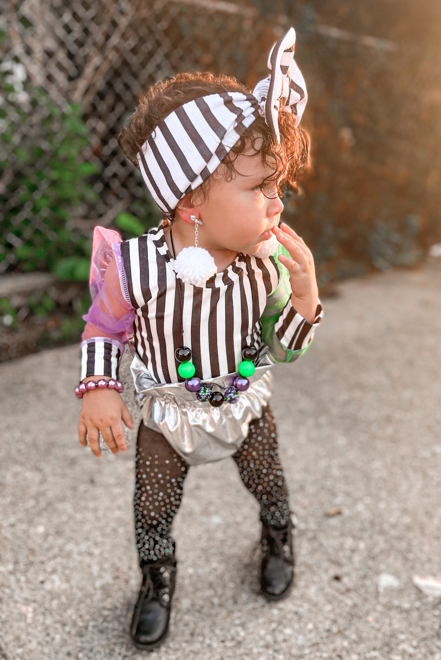 Black/White Stripes
